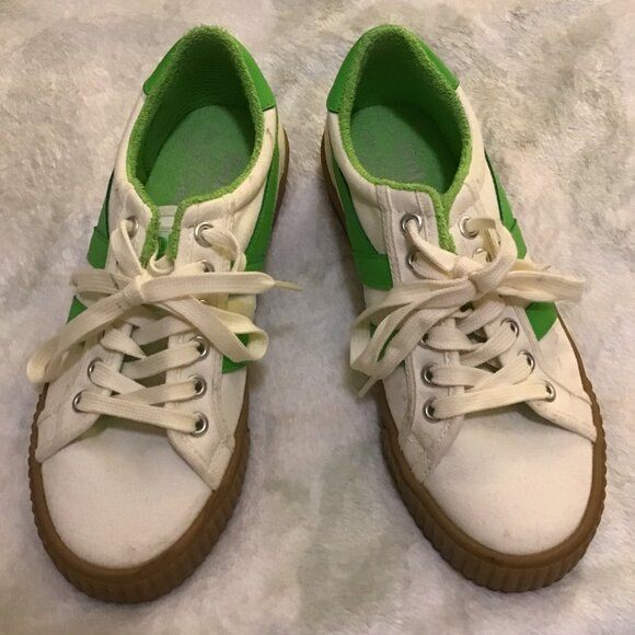 Sneakers - Picture 3 of 6